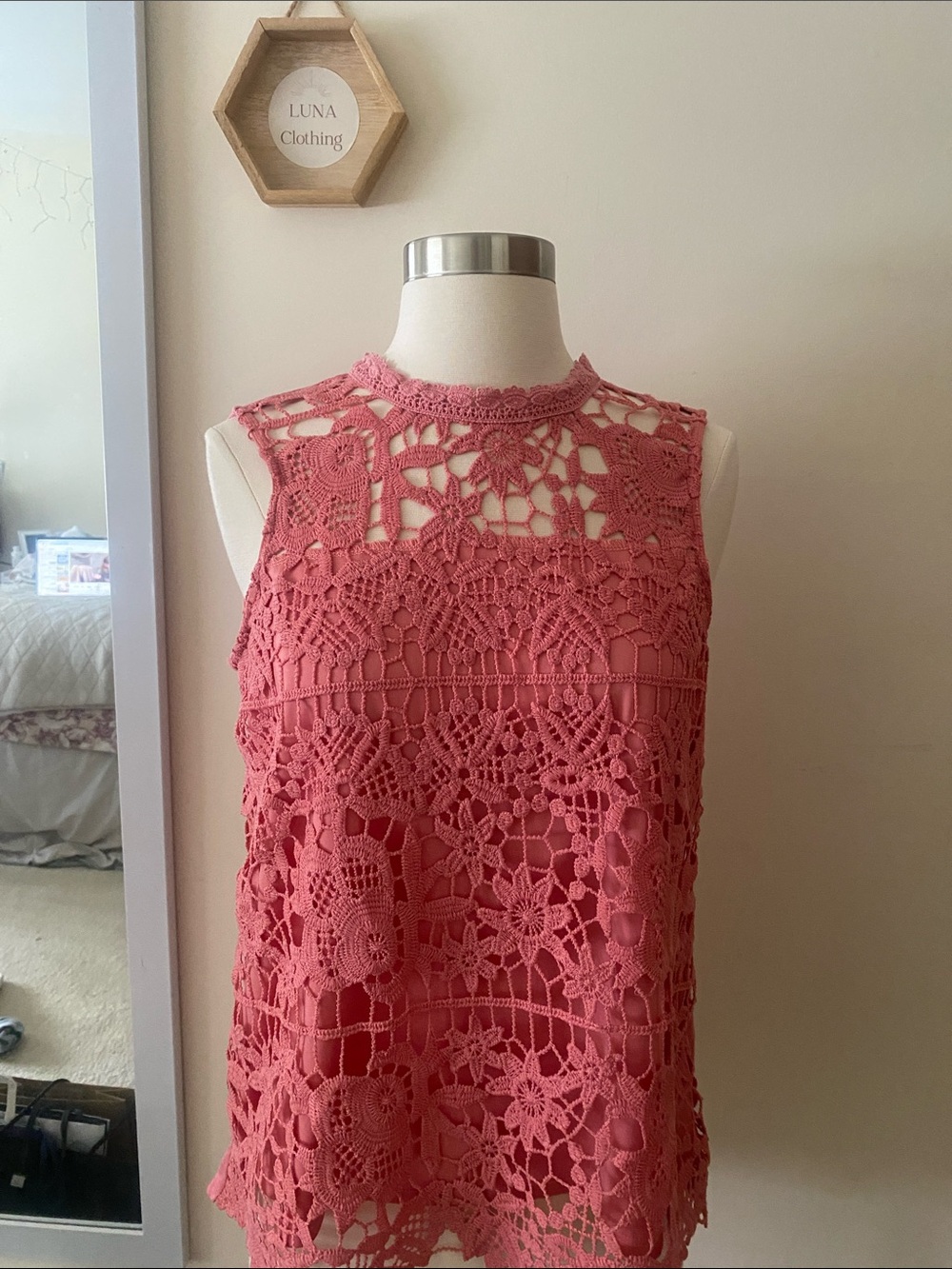Crochet Lace Sleeveless Blouse - Coral Color